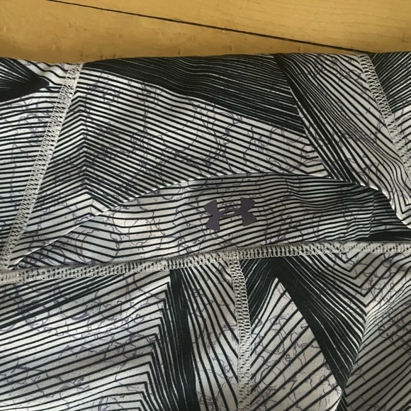 Under Armour Patterned Leggings - Picture 3 of 4